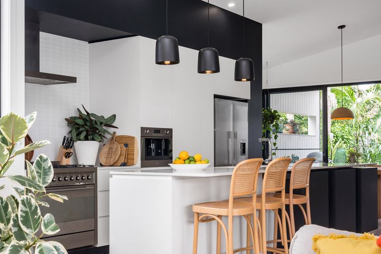 Melaleuca – luxury 4BR retreat with pool