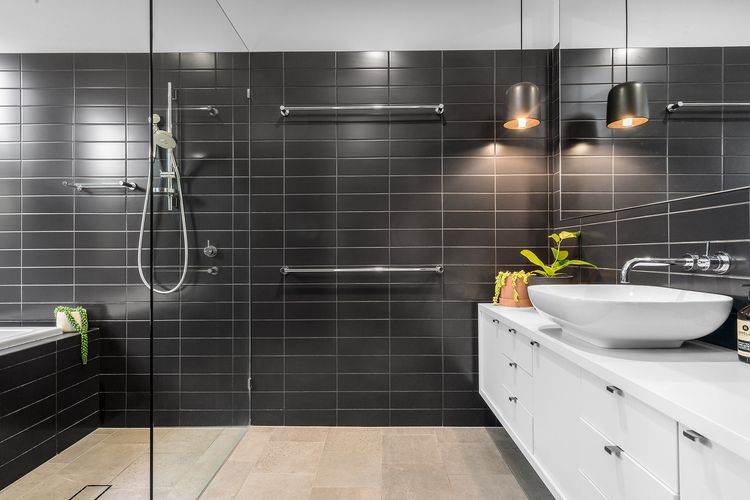 Melaleuca – luxury 4BR retreat with pool