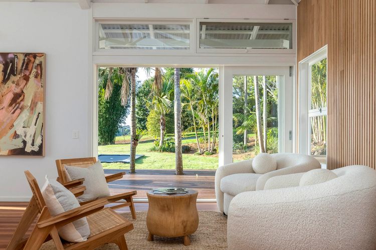 Miren Estate – lavish hinterland estate with pool