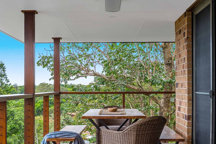 Mulivista – spacious home with ocean views & pool