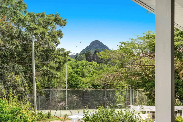 Mullum River House – waterfront heritage home