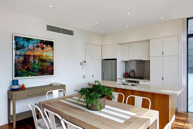 Ocean View at Kiah – near Belongil Beach with pool