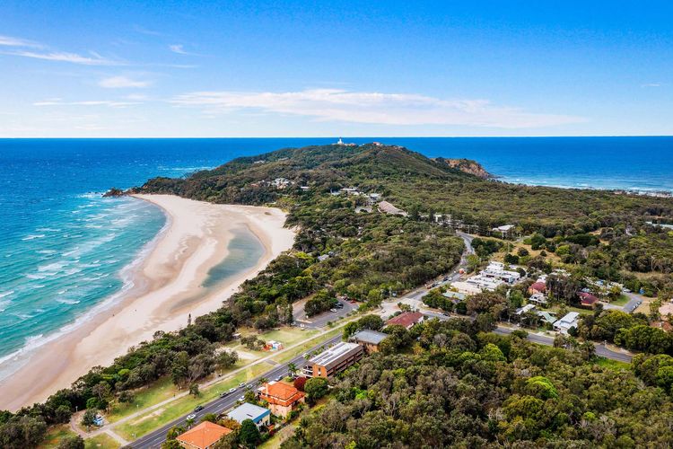 Pacific Blue – beachfront 2 BR apartment with pool