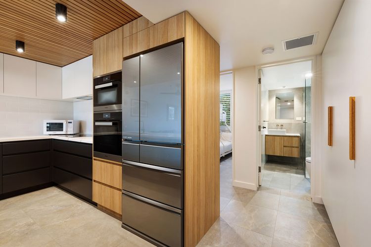 Pacific Blue – beachfront 2 BR apartment with pool