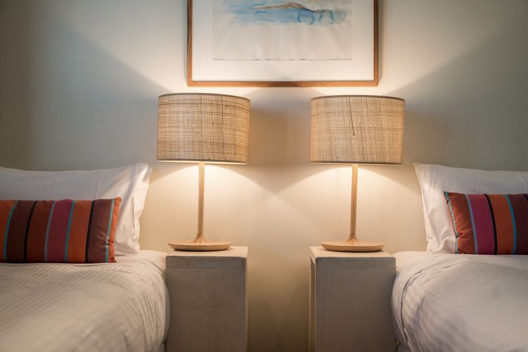 Quiksilver Apartments The Pass – steps from beach