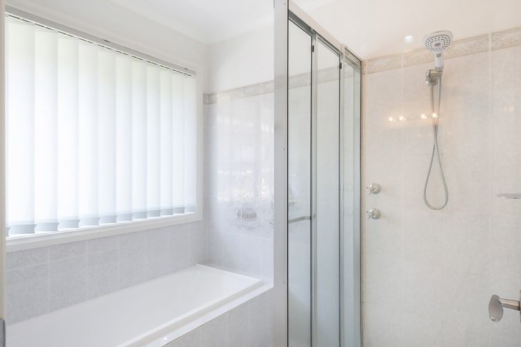 Serendipity – 4 BR beachfront Lennox Head home