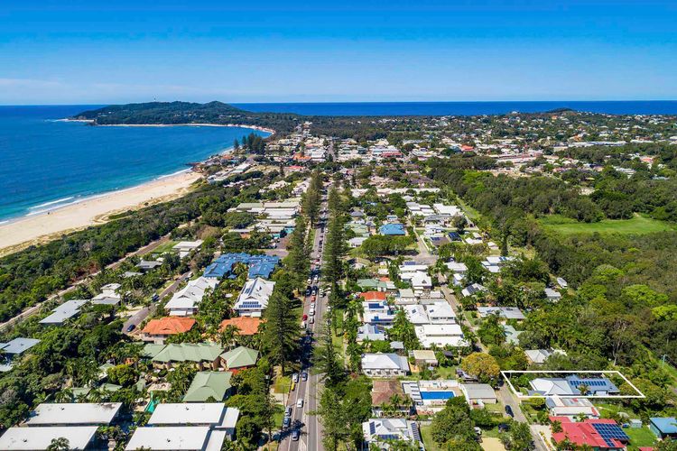 Solstice – Federation home with pool