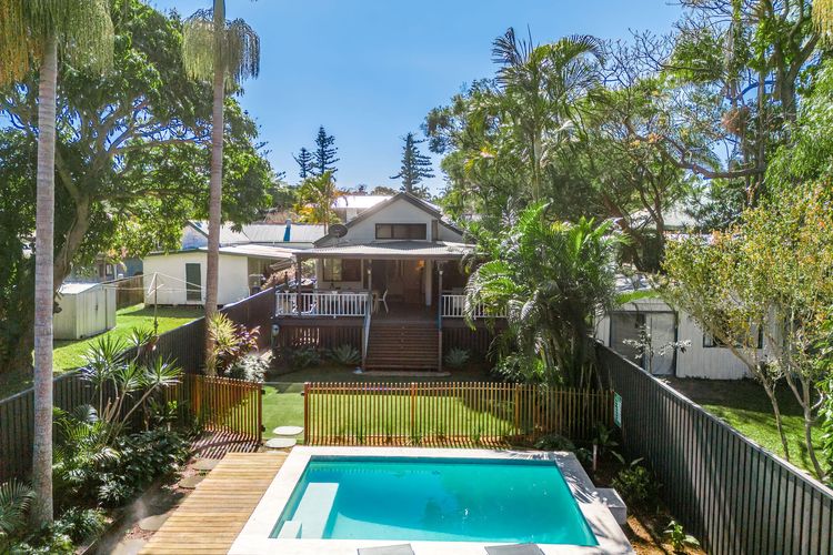 Solstice – Federation home with pool