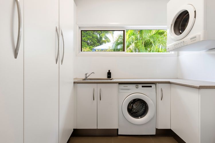 Aaloka Bay – heritage charm w. pool & spa