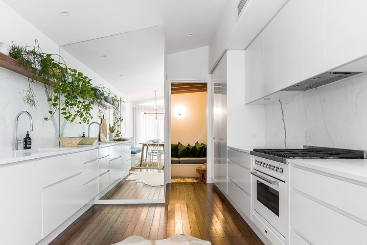 The Chalet – designer 3 BR retreat with pool