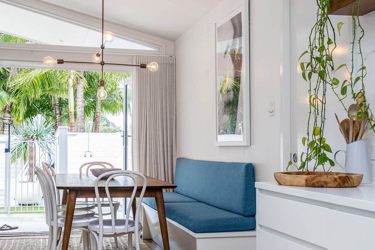 The Chalet – designer 3 BR retreat with pool