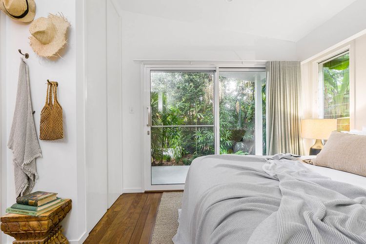 The Chalet – designer 3 BR retreat with pool