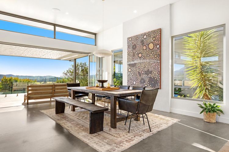 The Springs – architect-designed home with pool