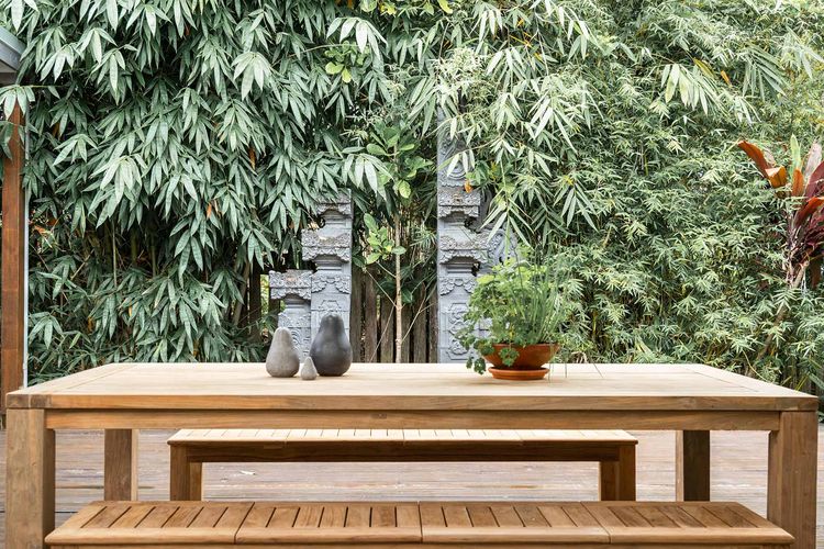 The White Rabbit – with studio & covered deck