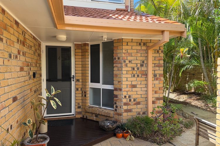 Tradewinds 4 – beachside 3 BR townhouse