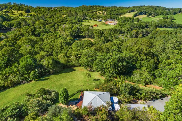 Twin Tallows – secluded couples retreat