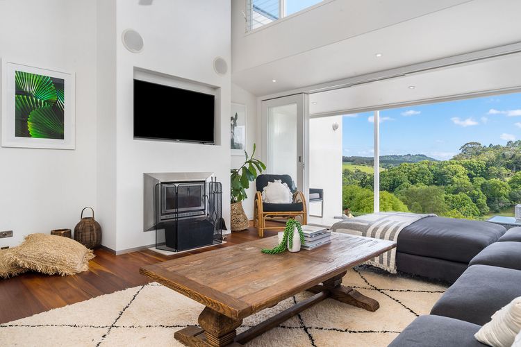 Byrons Brae – luxury hinterland estate with pool