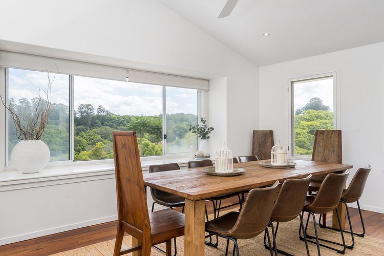 Byrons Brae – luxury hinterland estate with pool