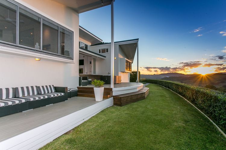 Byrons Brae – luxury hinterland estate with pool