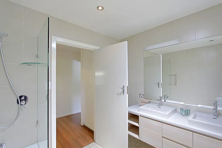 Mi Casa – stylish beach house near town & surf