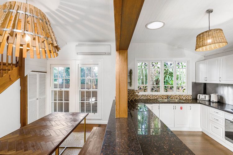 Starr Cottage – Quaint Cottage with a stunning pool – Close to everything Byron!