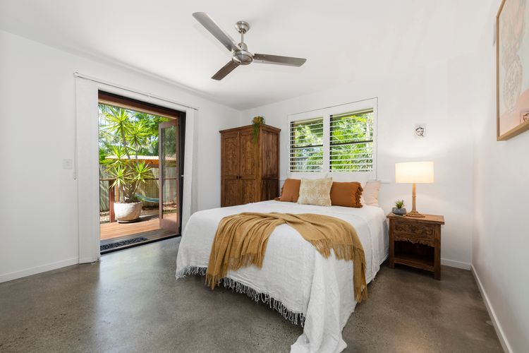 Tallow Beach Retreat – welcoming pet-friendly unit