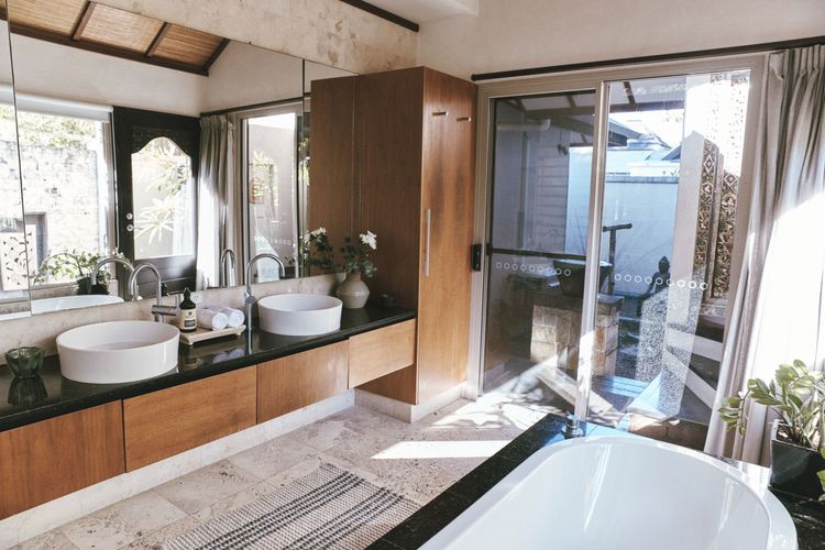 Grand Luxe Villa – 2 Bedroom Retreat with Pool and Spa.