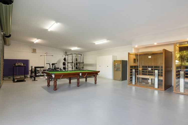 Glenbrook House and Studio
