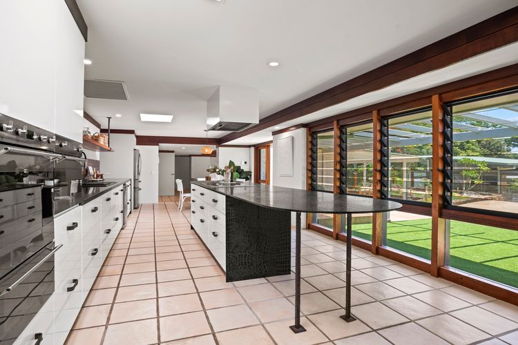 Glenbrook House and Studio