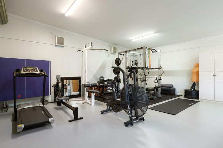 Glenbrook House and Studio