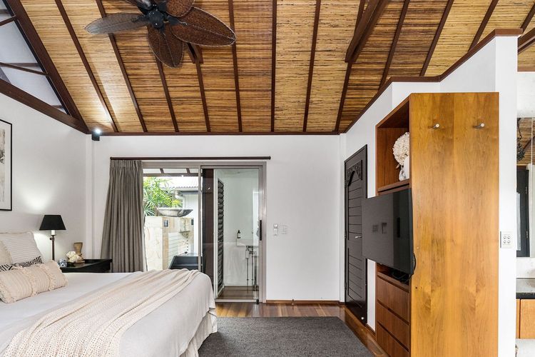 Grand Luxe Villa A – Luxury Retreat