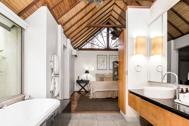 Grand Luxe Villa A – Luxury Retreat