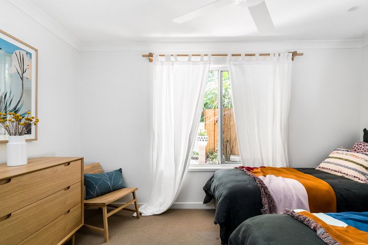 Baby Blue – 3 BR villa steps from Tallow Beach