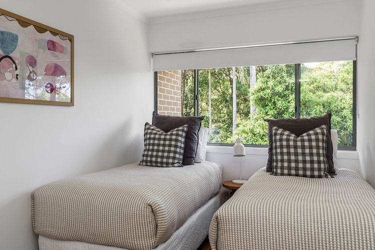 1 James Cook Apartments | Opposite Clarkes Beach