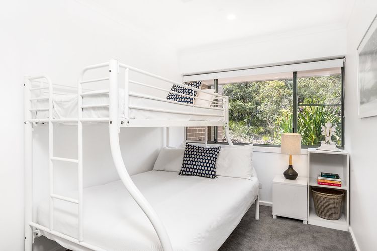 11 James Cook Apartments – w. pool & beach access