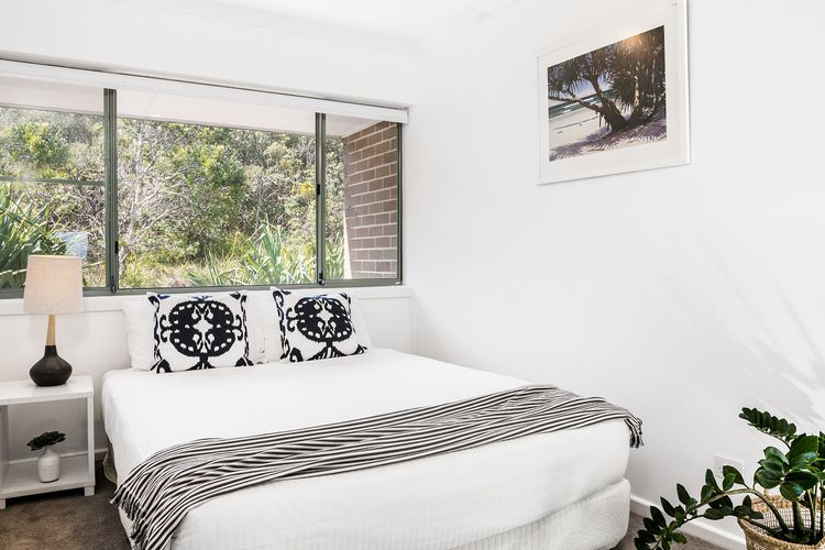 11 James Cook Apartments – w. pool & beach access