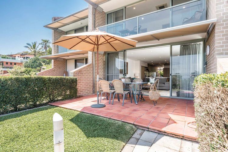 11 James Cook Apartments – w. pool & beach access