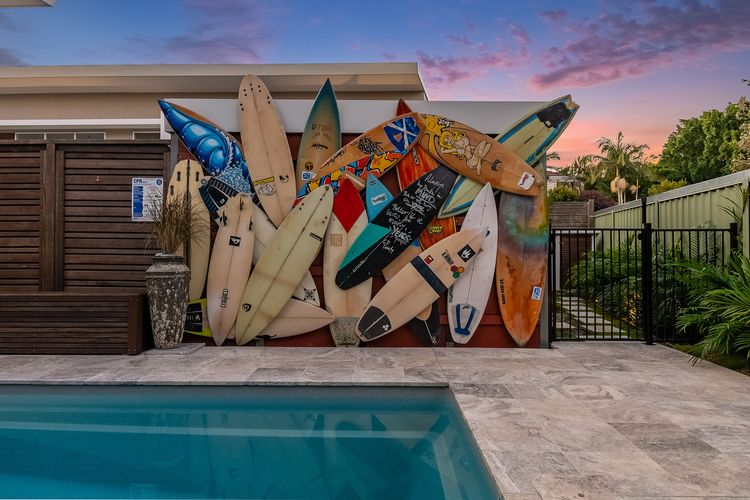 Byron Sunrise – 4 BR retreat with heated pool