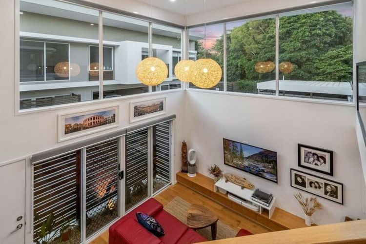 Byron Sunrise – 4 BR retreat with heated pool