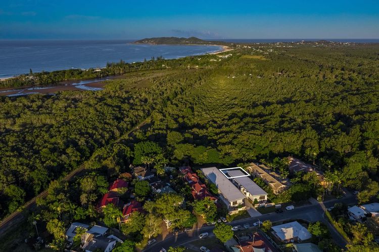 Byron Sunrise – 4 BR retreat with heated pool