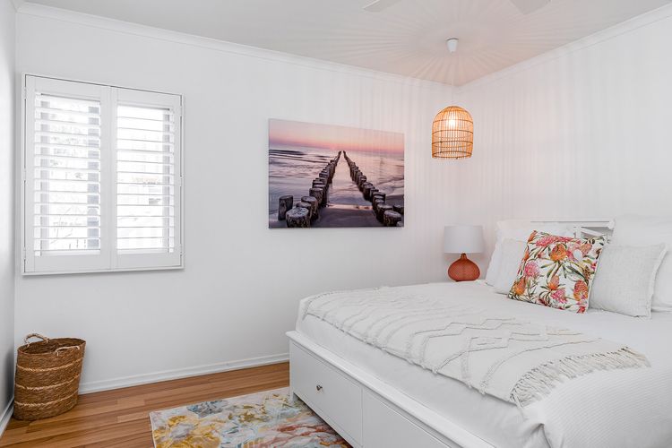 Cape Cottage – 5 bed charming cottage close to everything