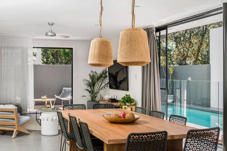 Catalinas – Byron Bay villa near beach with pool