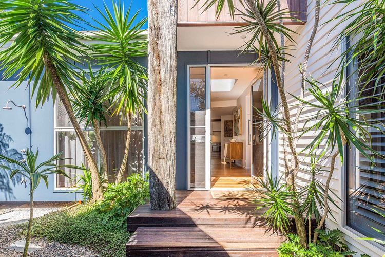 Dashwood – near Lennox Head town & beach with pool