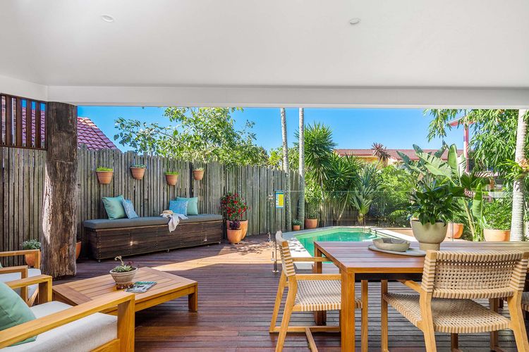 Dashwood – near Lennox Head town & beach with pool