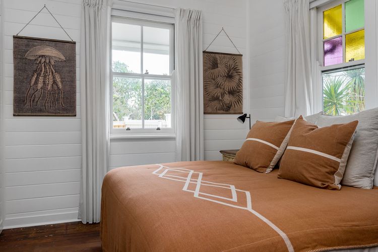 Gidgets House – renovated beach house with hot tub