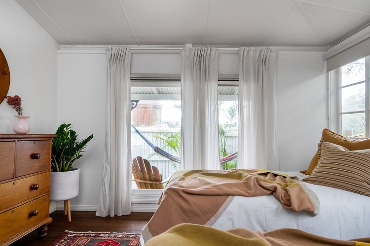 Gidgets House – renovated beach house with hot tub