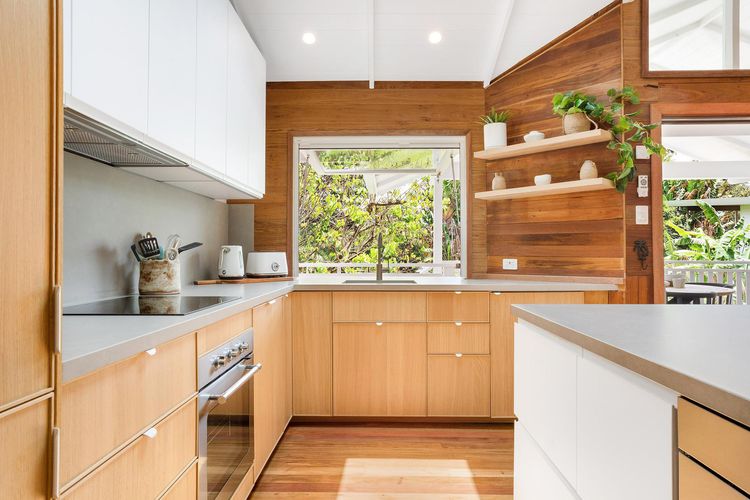 Golden Hus – spacious South Golden Beach home