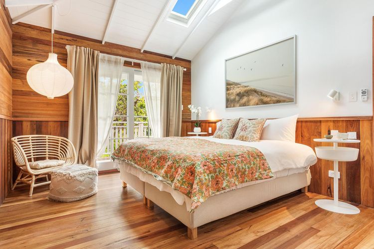 Golden Hus – spacious South Golden Beach home