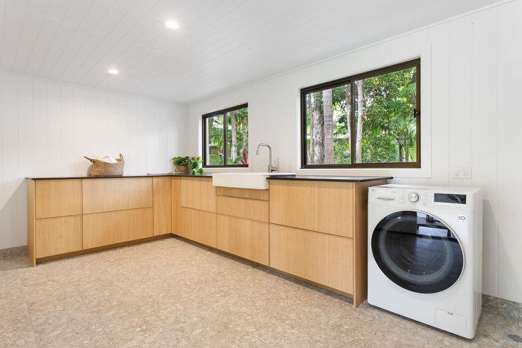 Golden Hus – spacious South Golden Beach home
