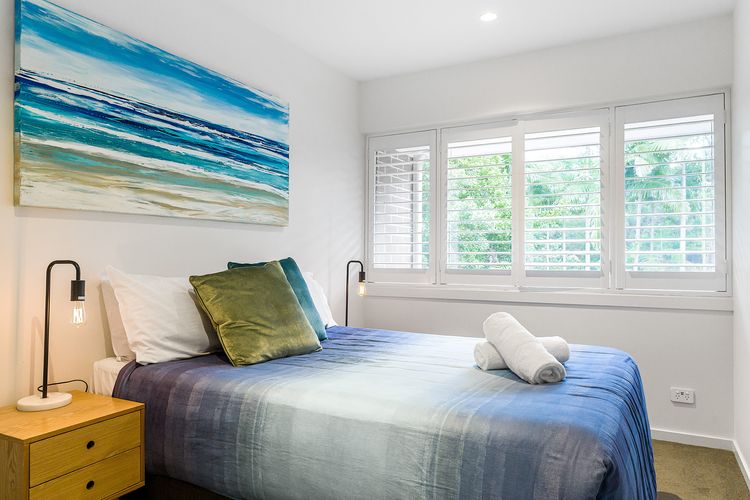 4 James Cook Apartments – renovated beachside pad